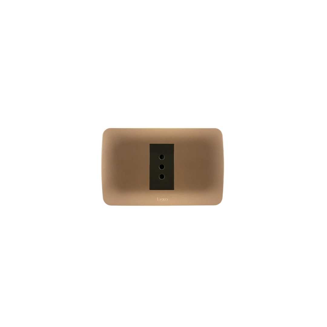 TOMA CORRIENTE SIMPLE 10A 250V CAFÉ ARMADO TITANIO LEXO